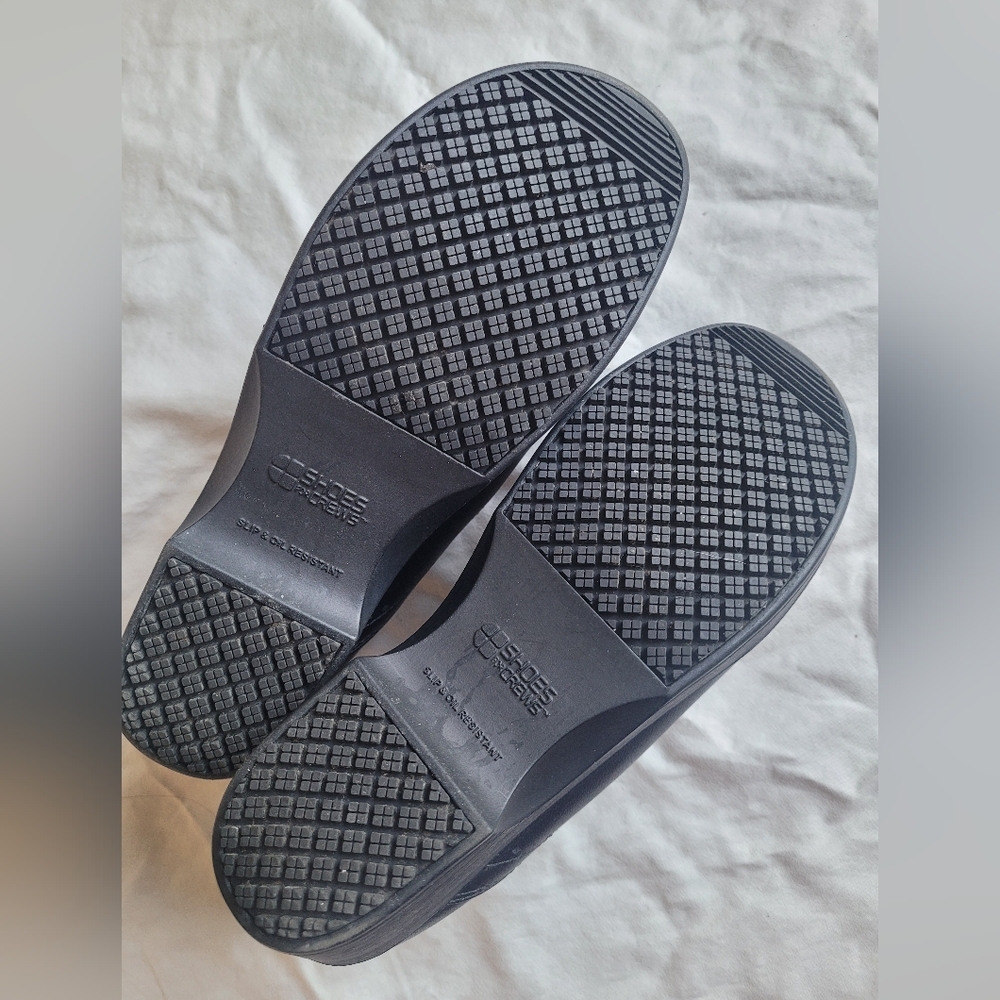 Lila Black Slip-On Shoes - Picture 2 of 6